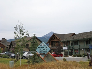 bigskymtmeadowvillagecenter02